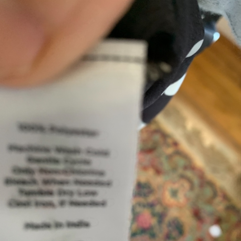 Talbots increasing size polka dot‎ blouse. Never worn - Picture 4 of 4